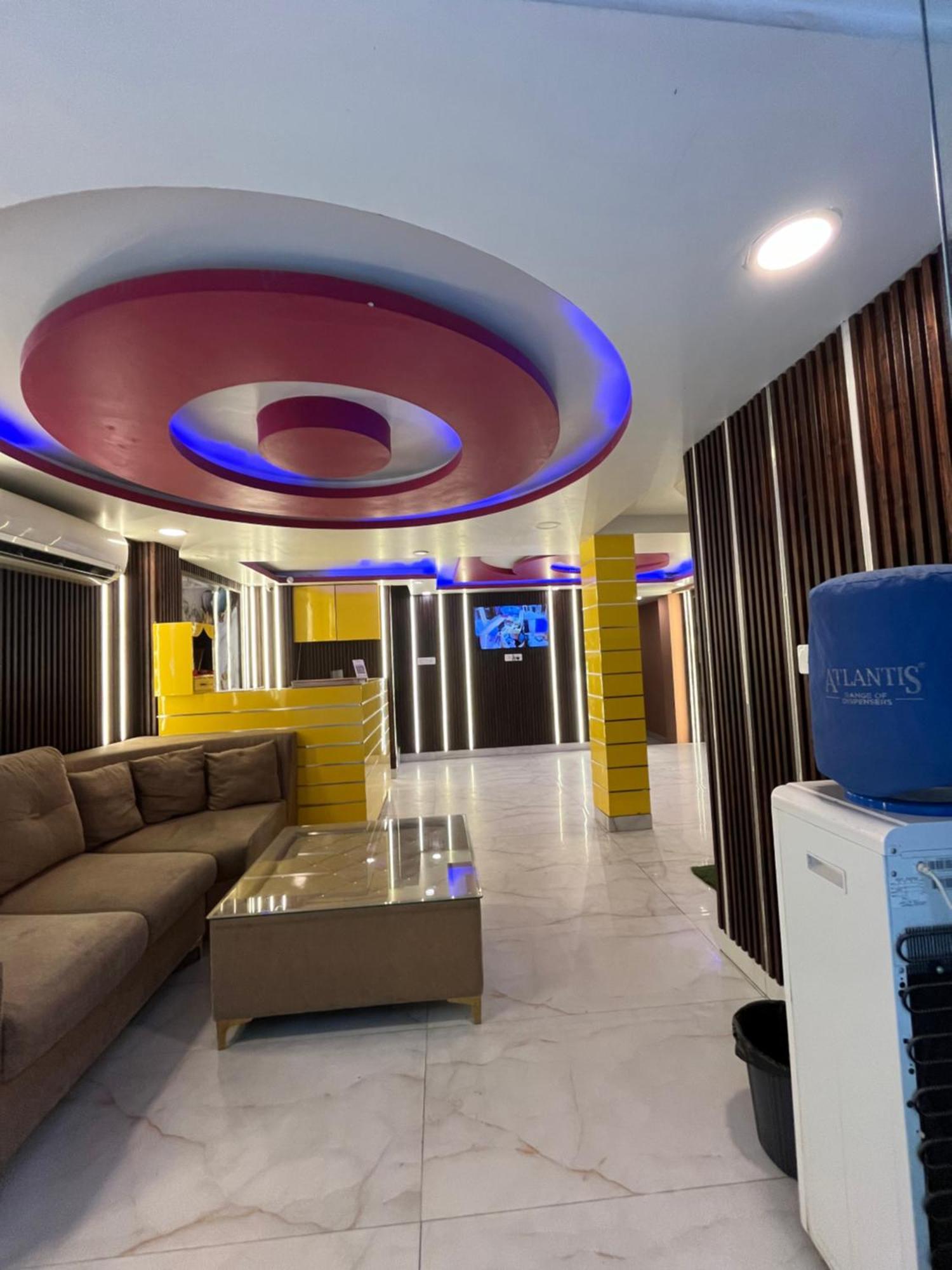 Hotel Jupiter Plaza Delhi Airport Neu-Delhi Exterior foto